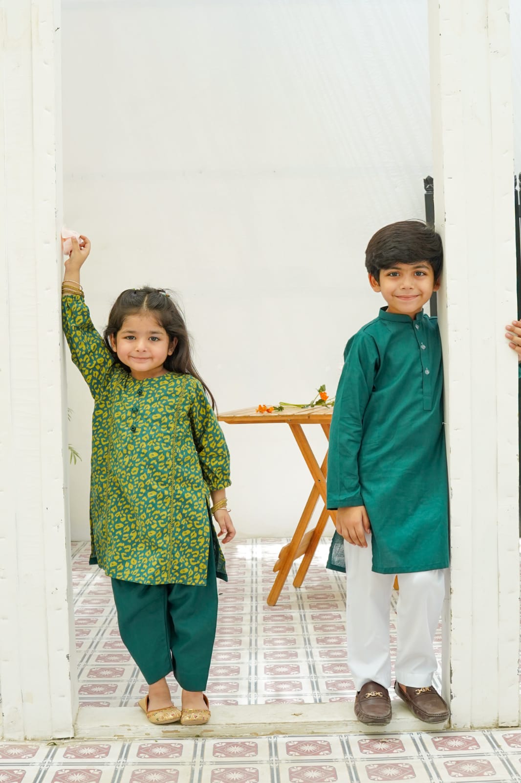 Green kurta trouser