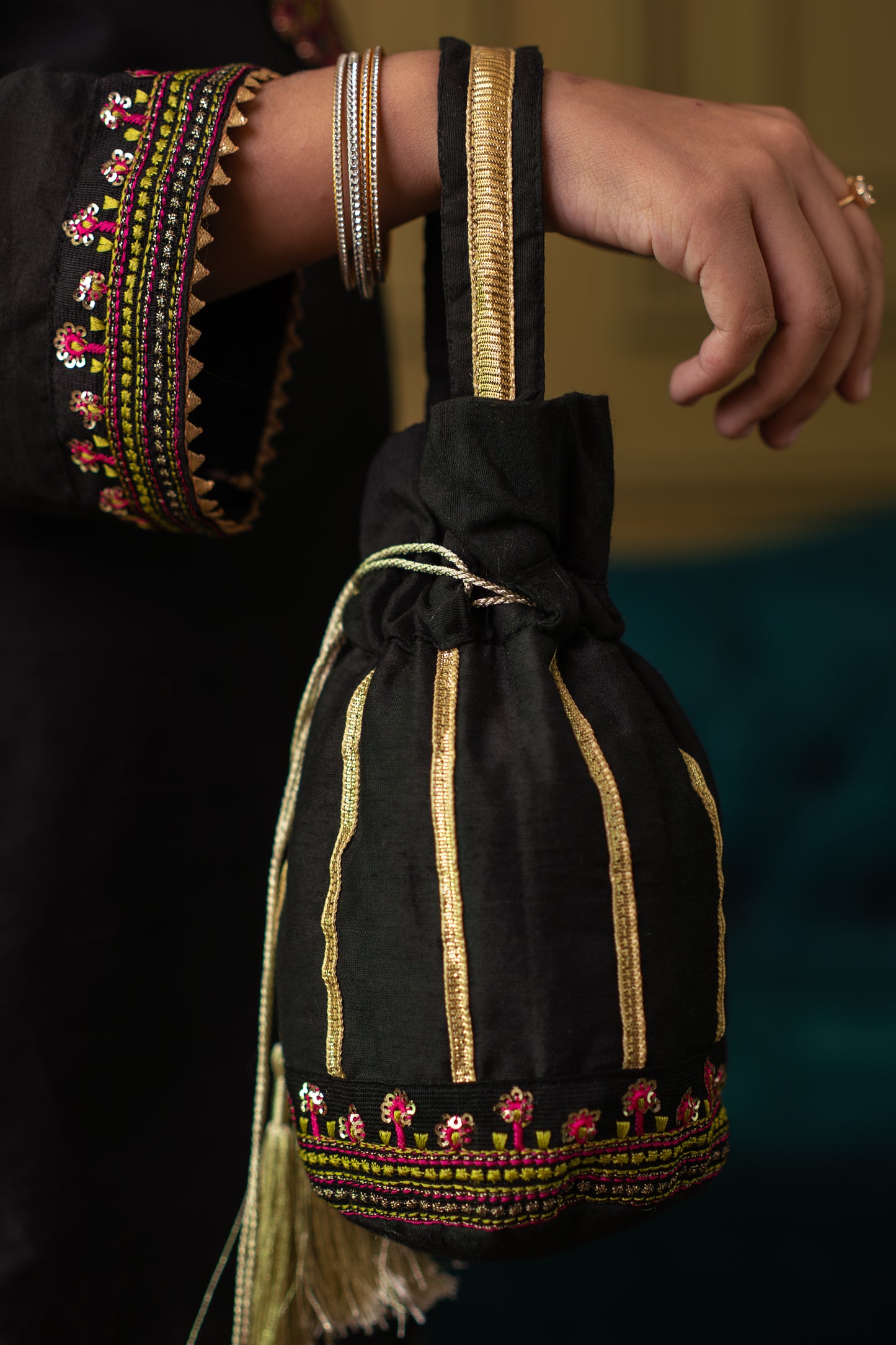 Black Gharara (BMGEID26)