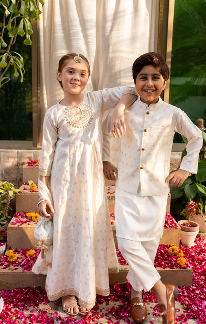 White Waistcoat Set (WGWEID26)