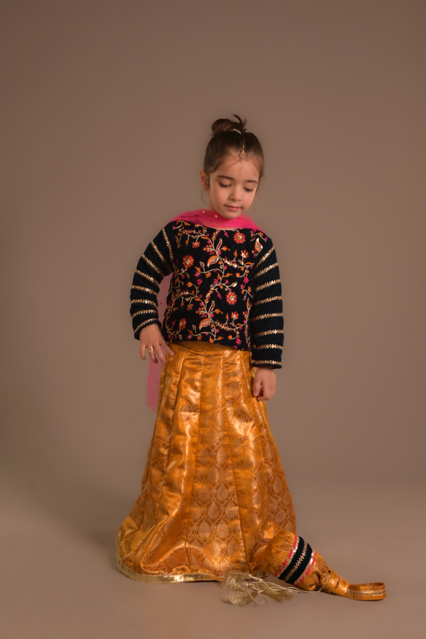 Teal Velvet Lehanga (VTRL25)