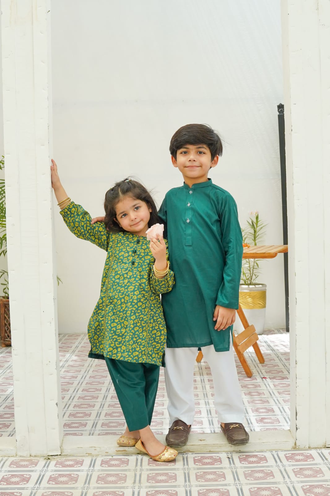 Green kurta pajama