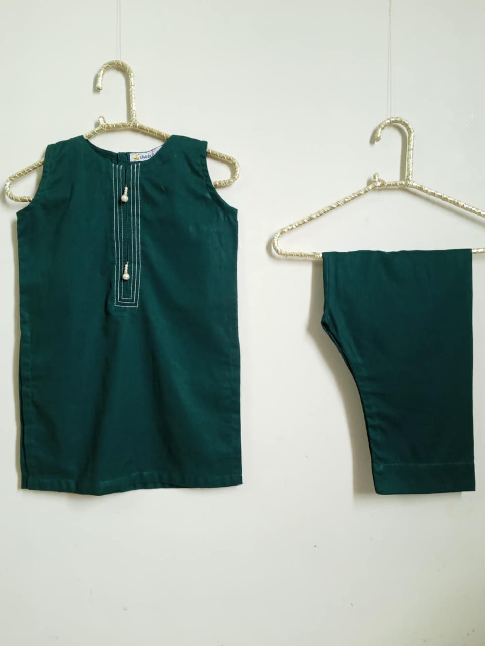 Green kurta pajama